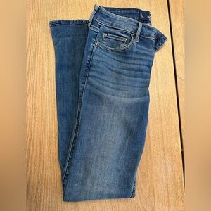 Hollister Blue Straight Leg Jeans with Faded Denim. Size 5 Long